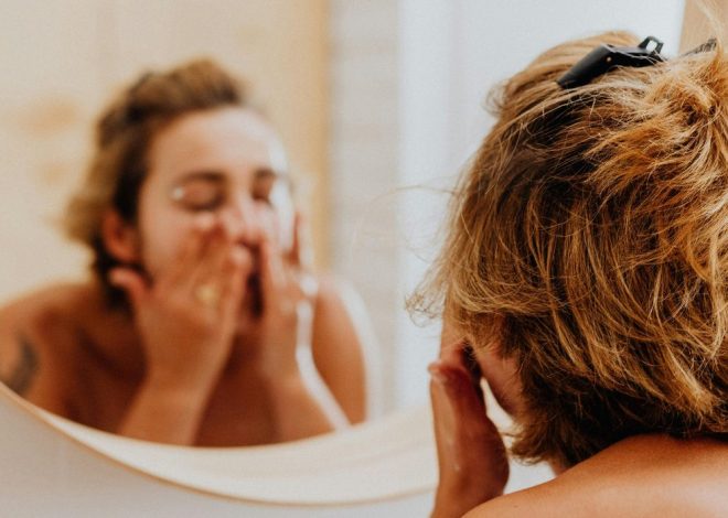 How to treat hormonal acne naturally